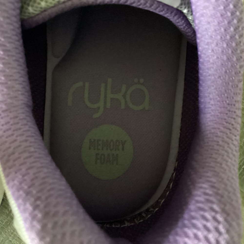 Ryka SKY WALK RUSH women’s Shoes, size 9 - Picture 5 of 8